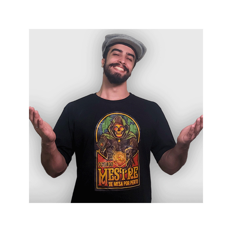 Camiseta "Cuidado! Mestre de Mesa Por Perto"