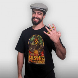 Camiseta "Cuidado! Mestre de Mesa Por Perto"